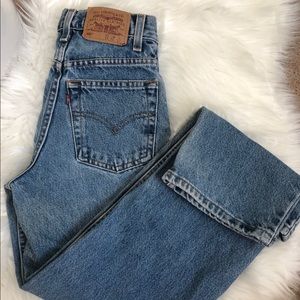 Vintage 550 Levi’s Medium Wash Jeans